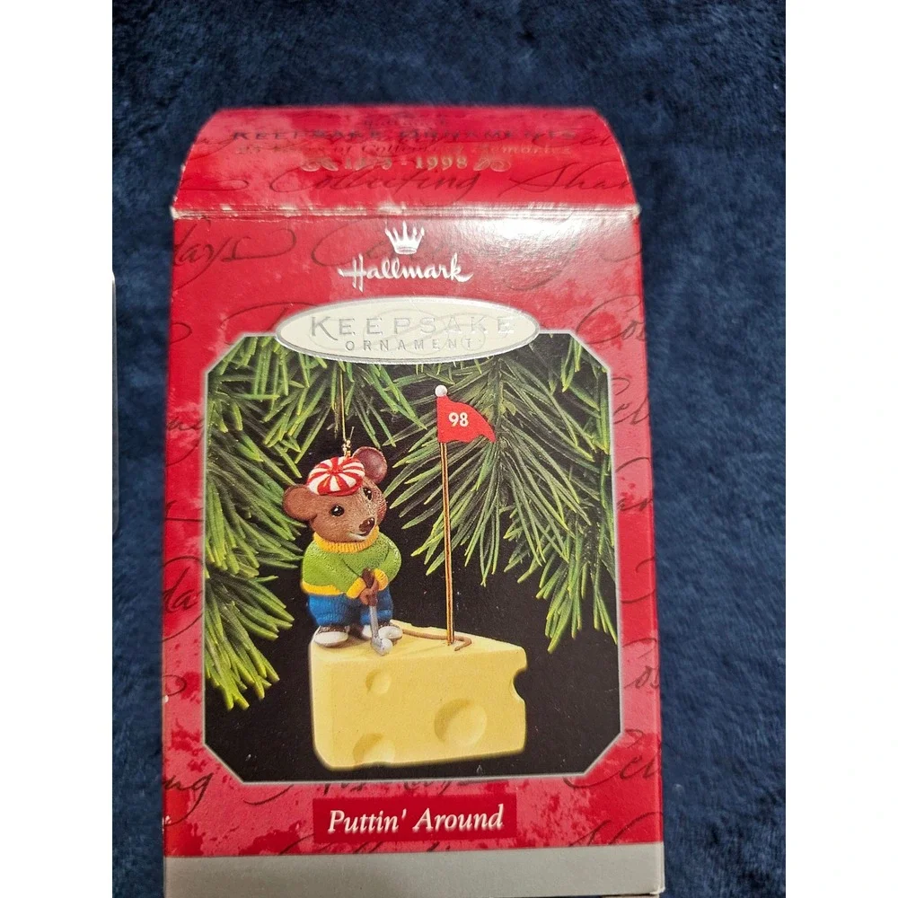 Hallmark Keepsake Ornament 1998 Puttin Around Mouse Golfing on Cheese Vintage